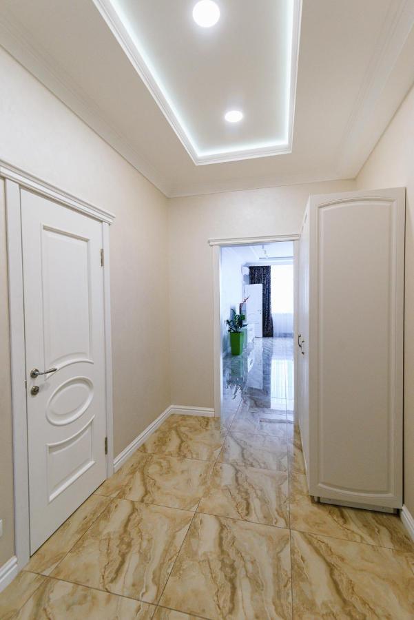 شقة Luxury For Business & Pleasure Royal 3 كييف المظهر الخارجي الصورة