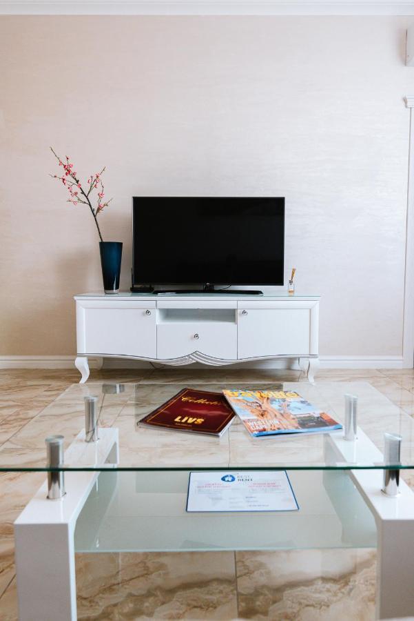شقة Luxury For Business & Pleasure Royal 3 كييف المظهر الخارجي الصورة