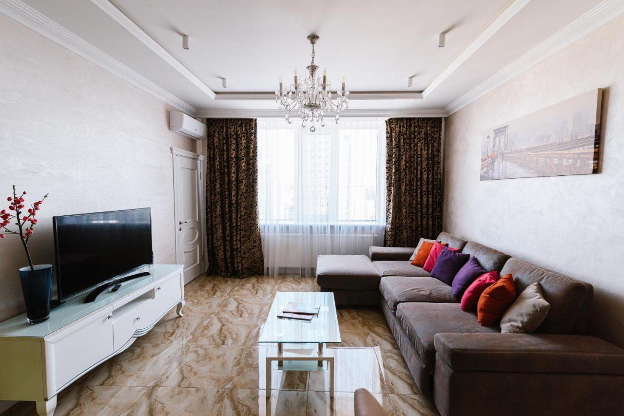 شقة Luxury For Business & Pleasure Royal 3 كييف المظهر الخارجي الصورة