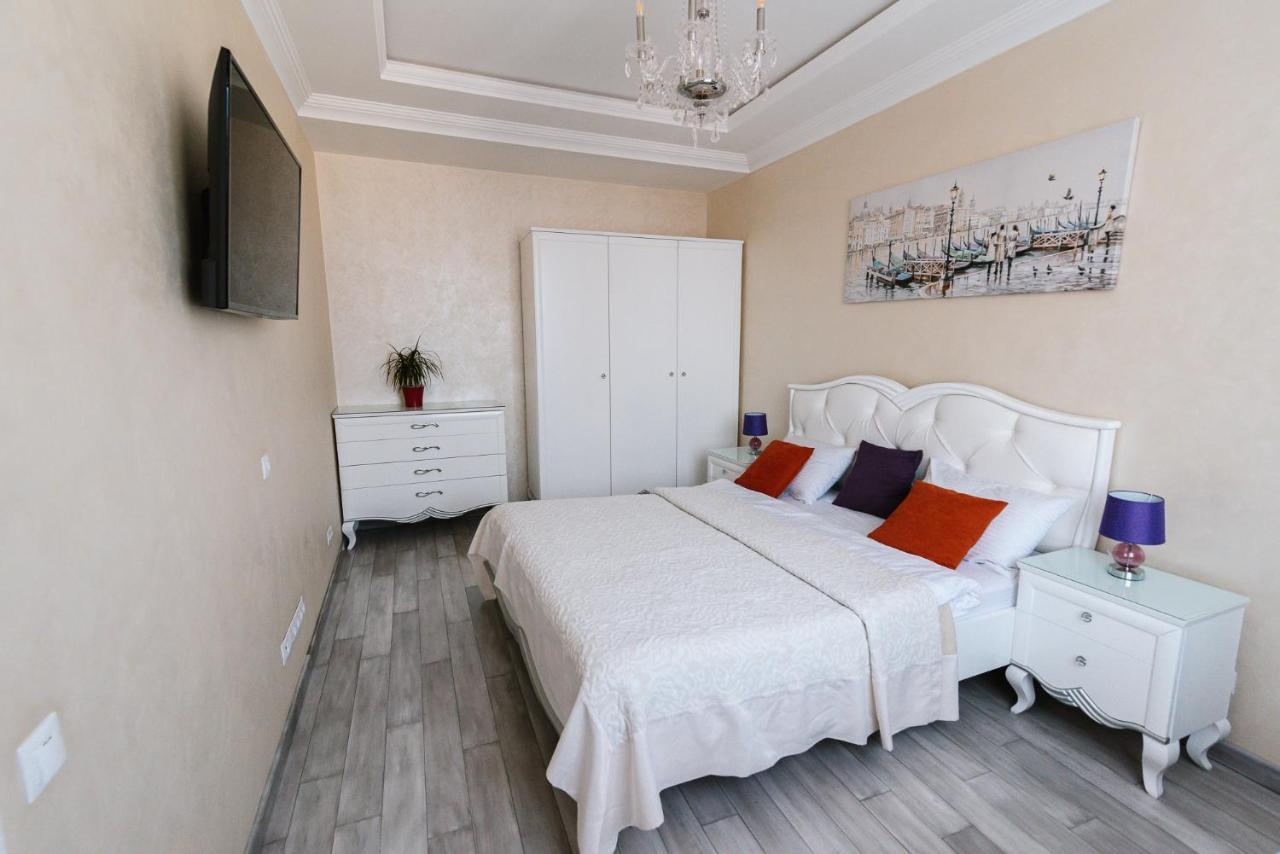 شقة Luxury For Business & Pleasure Royal 3 كييف المظهر الخارجي الصورة