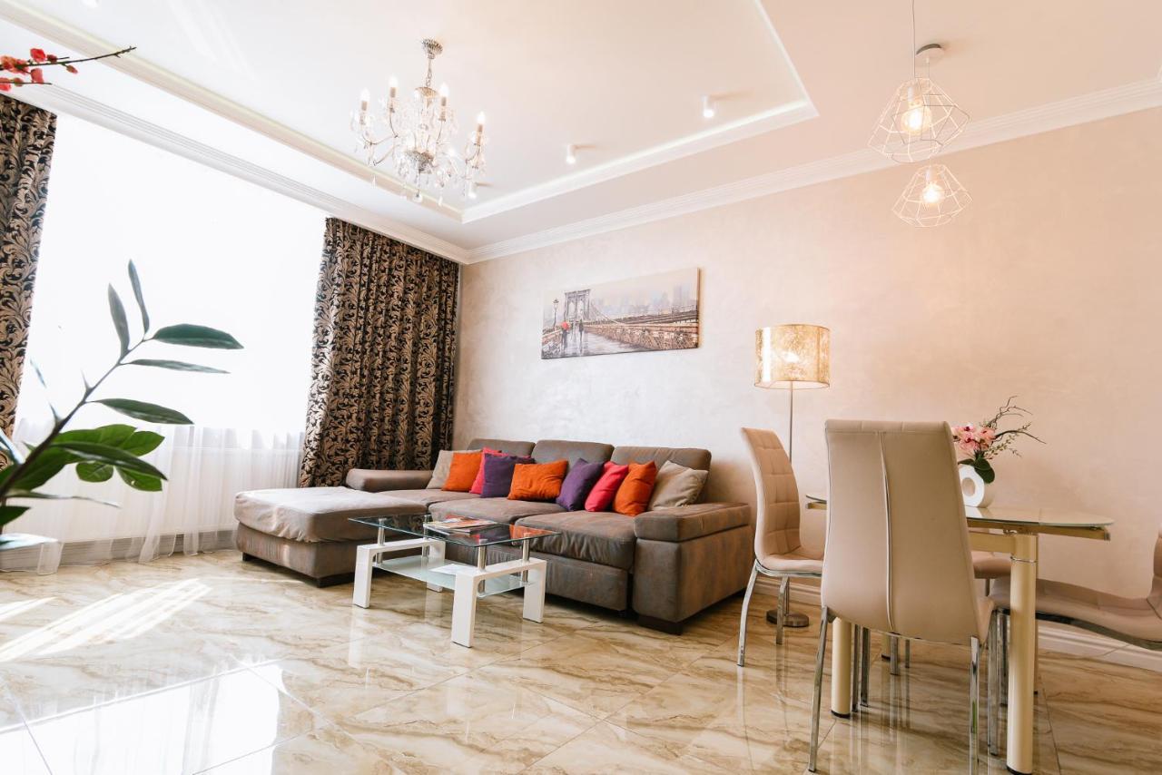 شقة Luxury For Business & Pleasure Royal 3 كييف المظهر الخارجي الصورة