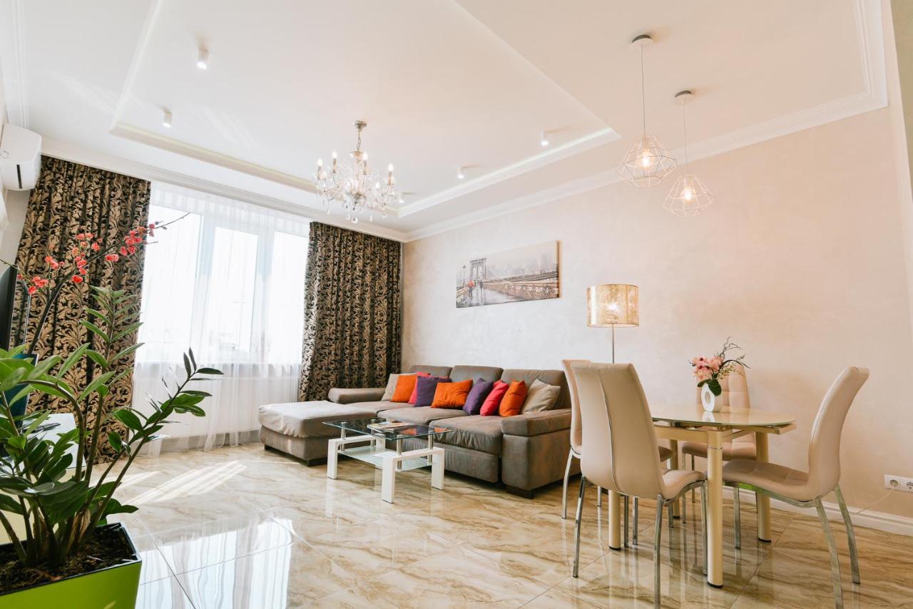شقة Luxury For Business & Pleasure Royal 3 كييف المظهر الخارجي الصورة